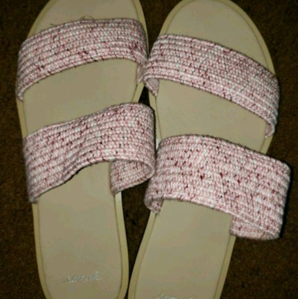 Sanuk sandals